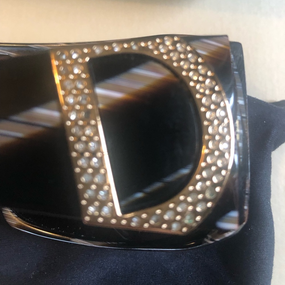 D & G Tortoise Shell Sunglasses With Case & Dust … - image 3
